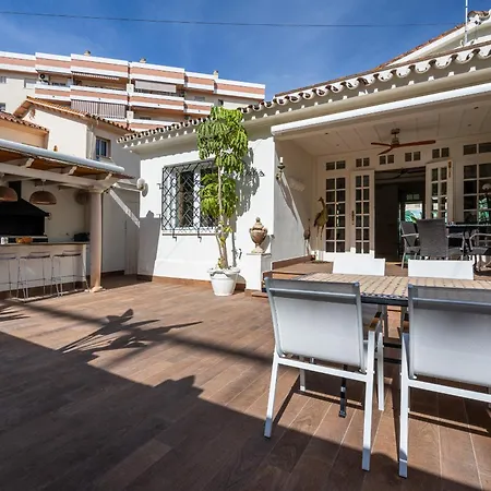 Casa Colon - Piscina Privada - Barbacoa - - Vitviholidays Вілла Фуенхірола